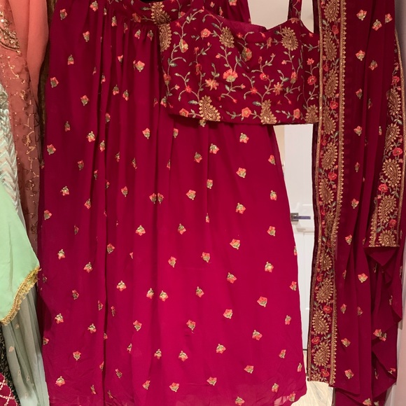 Sold - Picture 2 of 6